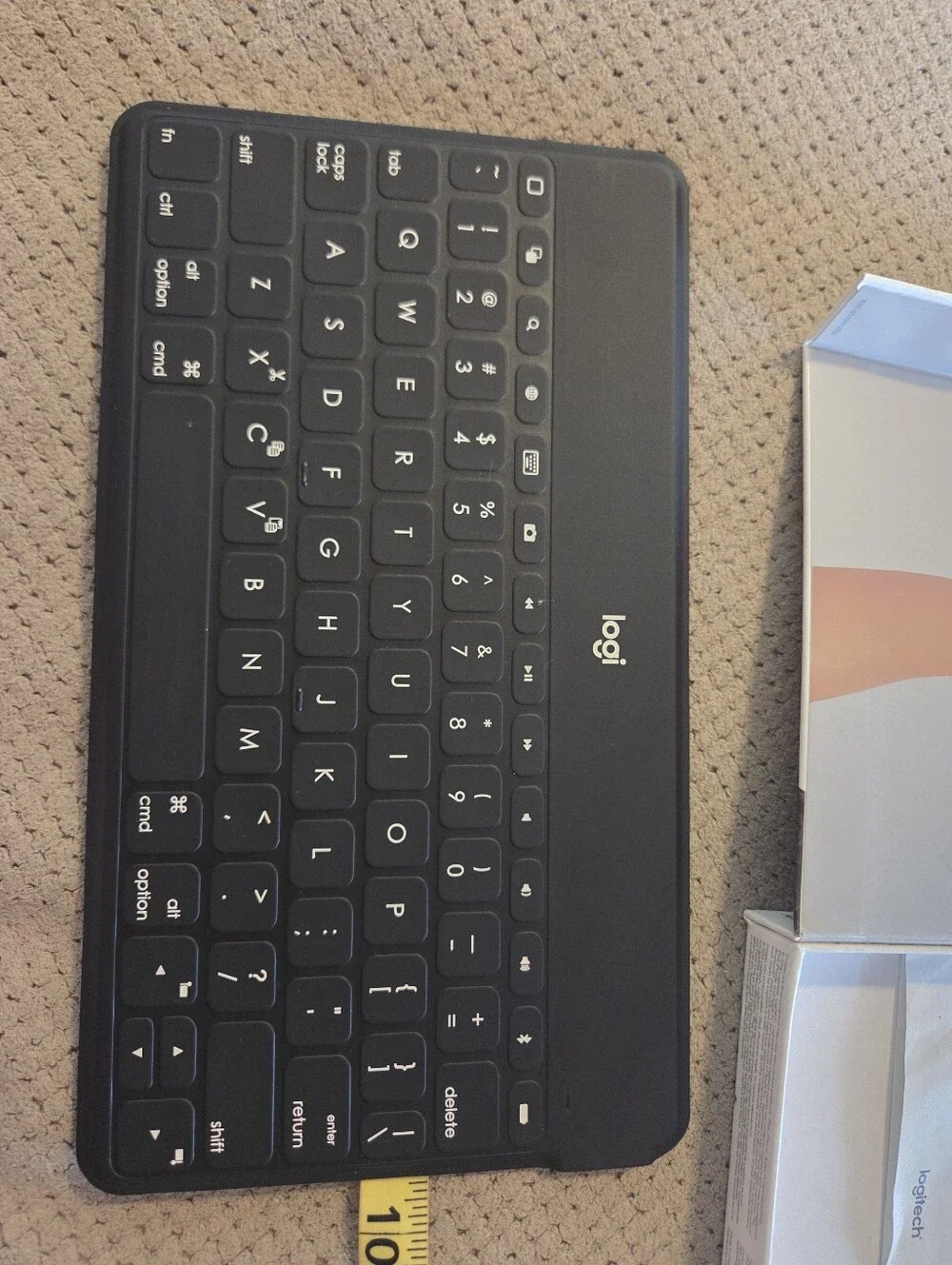 Logitech 920-006701 Keys-to-go Apple iPad, iPhone, Apple TV Portable keyboard